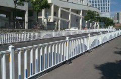 公路围栏设置怎么样规范化？